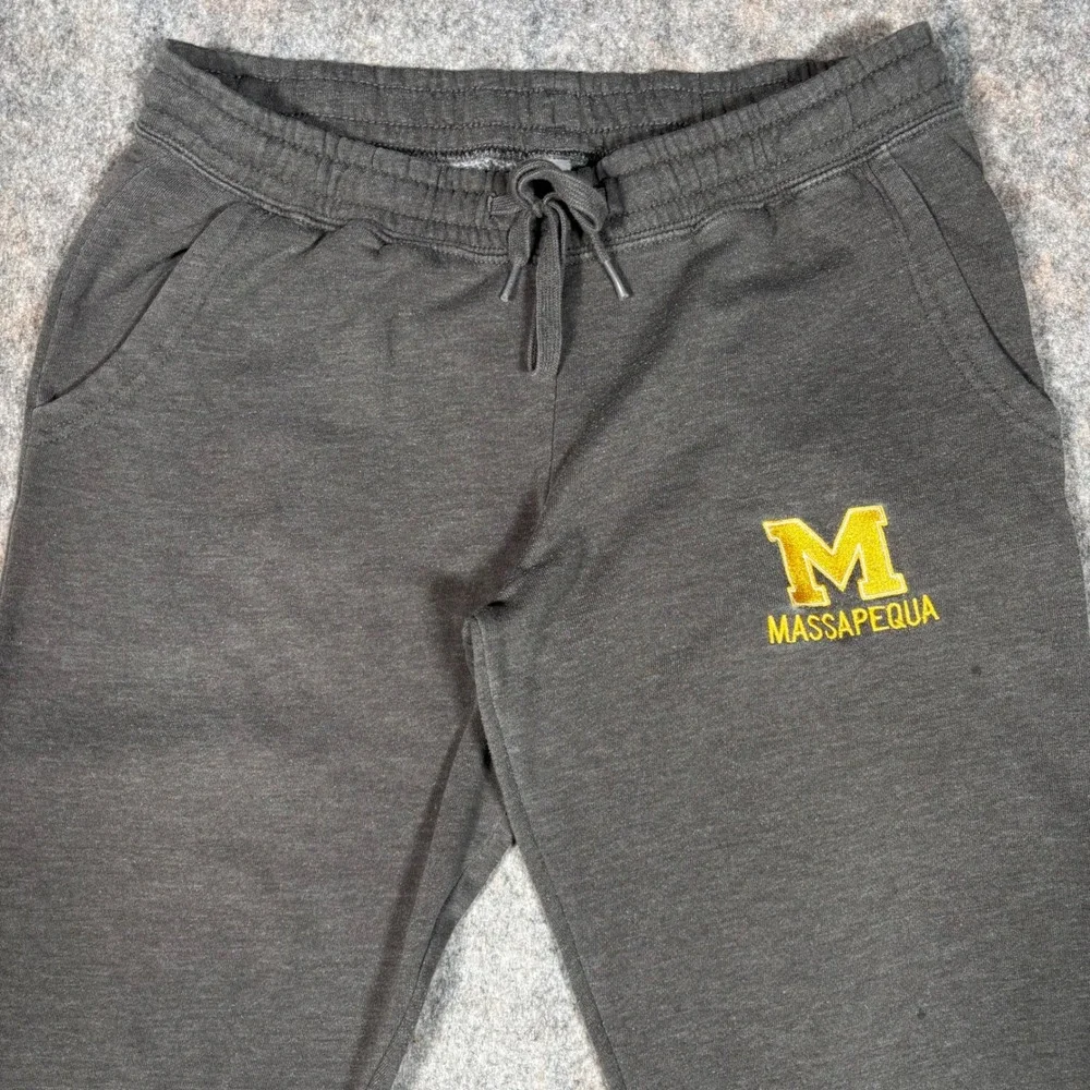 Massapequa HS Chiefs Sweatpants Mens Medium Independent Trading Co Charcoal Gray